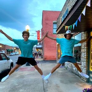 Meet your Posher, Isaac